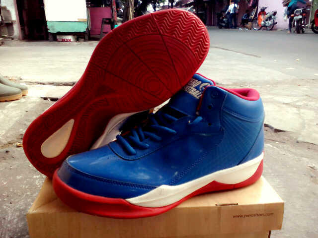 Sepatu Basket Piero ori murahhh dan masih baru