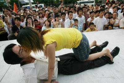 LOMBA CIUMAN DI CINA &lt;&lt; MESUMERS ... MASUK GAN !!!