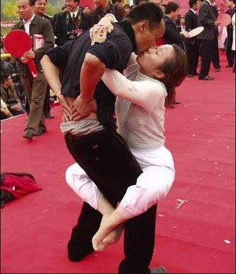 LOMBA CIUMAN DI CINA &lt;&lt; MESUMERS ... MASUK GAN !!!