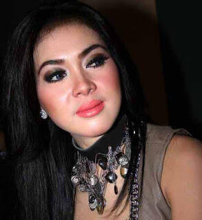 WOW Foto &quot;SYAHRINI MASTURBASI&quot; Tersebar Luas