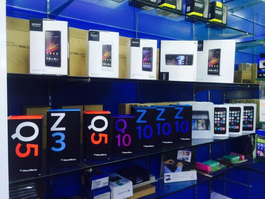 Samsung Galaxy S5 (produk terbaru dari samsung)