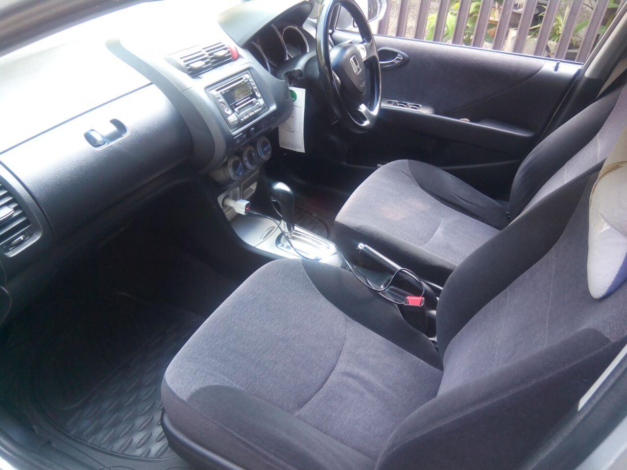 DIjual Honda City VTEC AT Silver Metalik 2005/2006 Sangat Bagus
