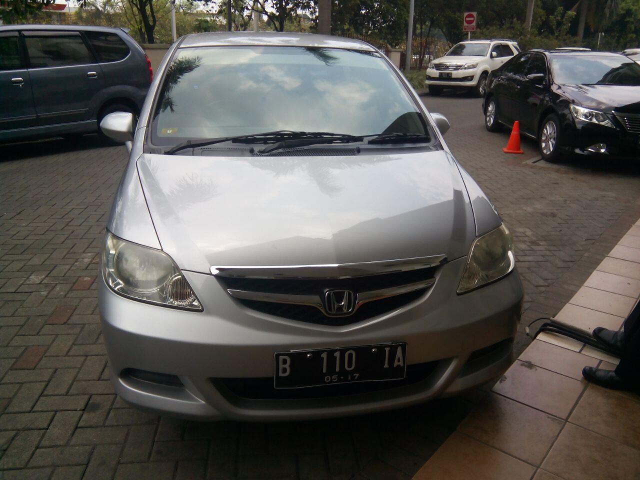 DIjual Honda City VTEC AT Silver Metalik 2005/2006 Sangat Bagus