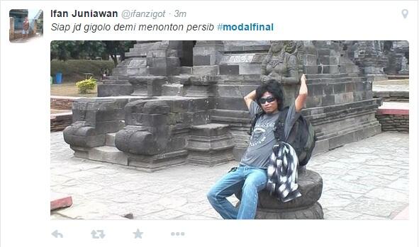 #&#91;Ngakak + Salut&#93; Totalitas Bobotoh Persib Jual Barang demi ngumpulin #ModalFinal