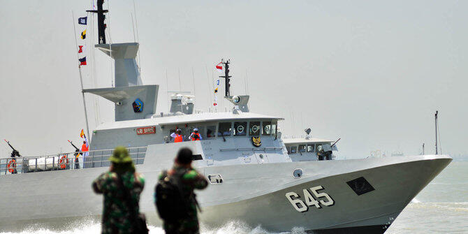 Setelah Sukhoi, Giliran Armada TNI AL Sergap 5 Kapal Asing