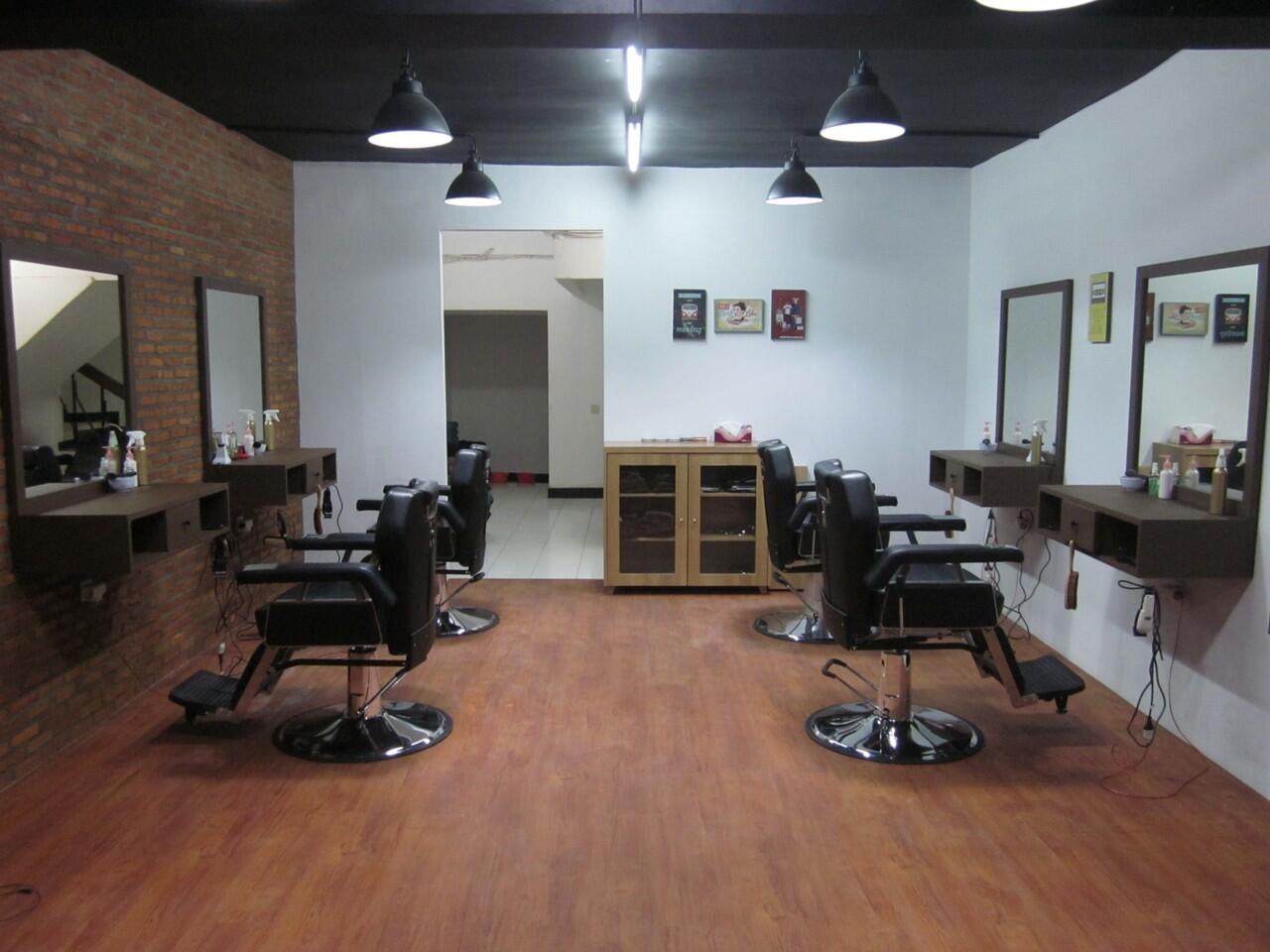 Investasi barber shop / pangkas rambut di Kelapa gading