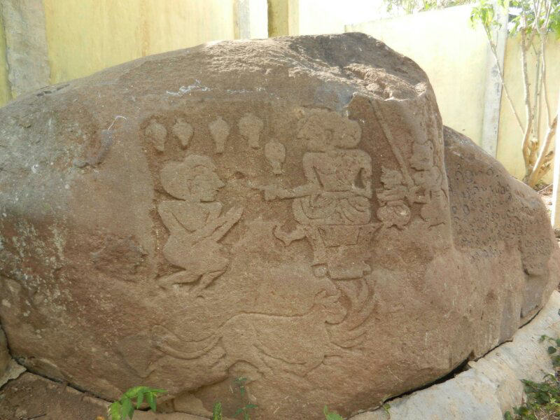 Belitan Misteri Candi-Candi Buatan Alien di Indonesia