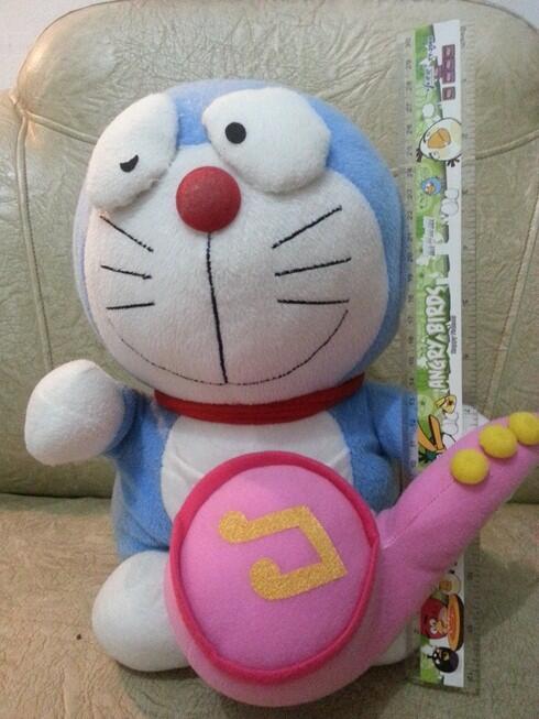 Terjual BONEKA  DORAEMON  BAGUS BESAR  MURAH KASKUS