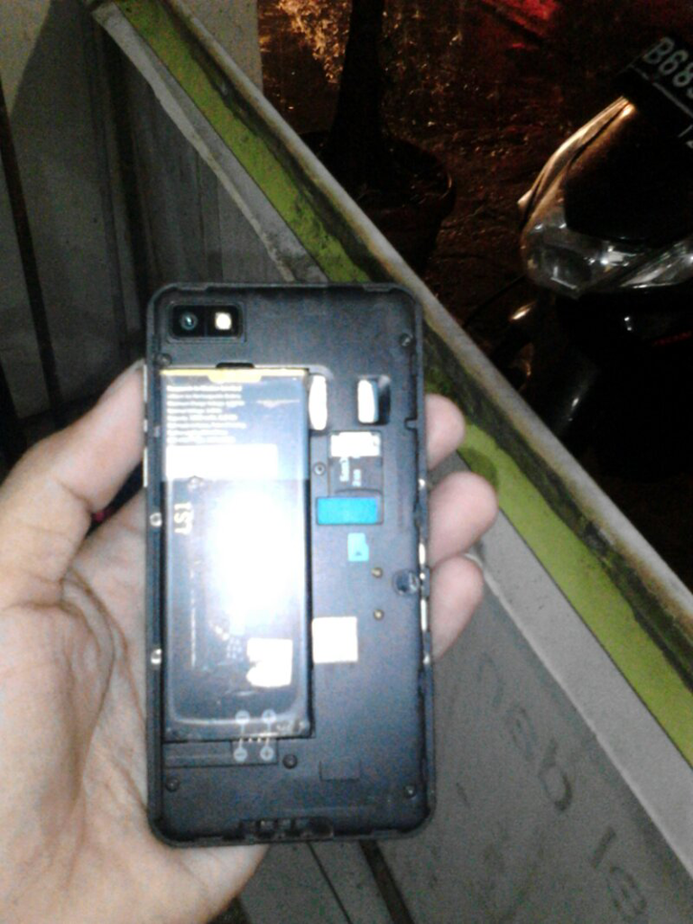 Z10 black ex TAM murah, TT ,atau Barter