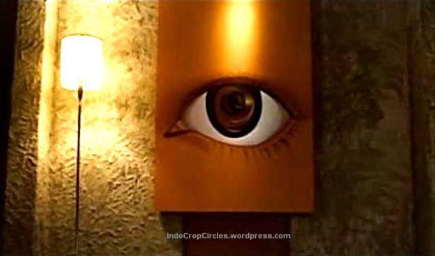 Film-Film dan Acara TV di Indonesia Yang Menampilkan Simbol Illuminati Group