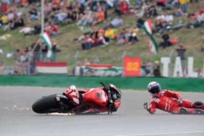 Kumpulan foto lucu Pembalap moto GP &#91;Bonus UG++&#93;