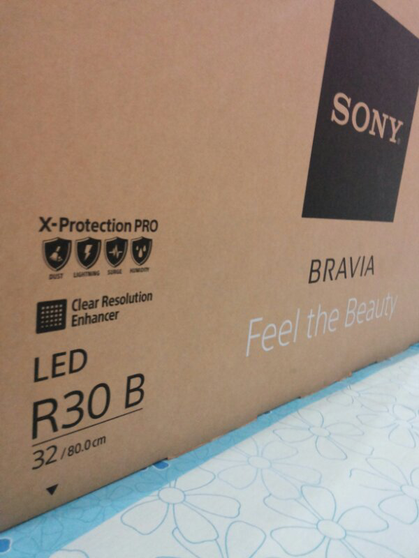 BNIB Bravia KDL-32R300B