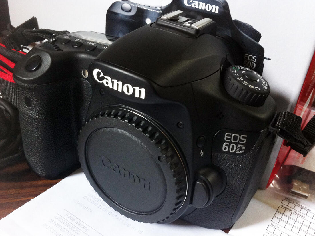 Canon EOS 60D Body Only - Ex Datascript - 90% Mint Condition - Complete Set - Bandung