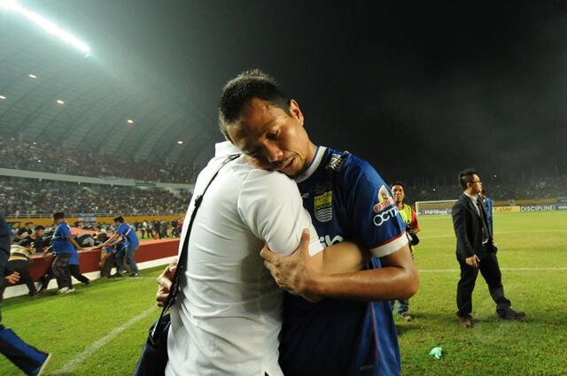 Akhirnya PERSIB Juara ISL 2014, dan &quot;Dia&quot; Harusnya Nikah Dengan Monyet