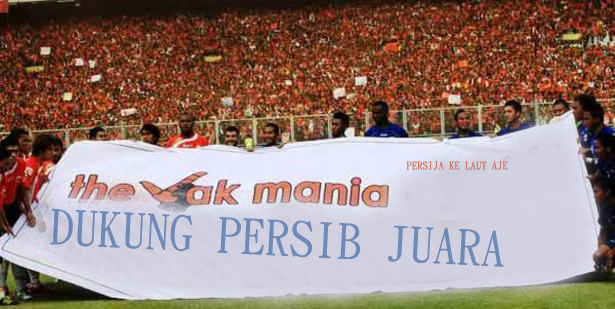 Jakmania Rayakan Persib Juara ISL 2014 , Persija Ke Laut aje