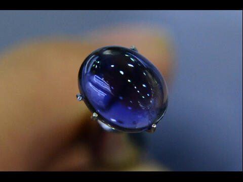 Lelang Batu Permata Tersedia 69 Item High quality Tutup 9-11-2014 jam 22:05