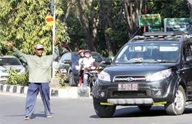 Pekerjaan-Pekerjaan yang 'Digaji' Dengan Uang Receh 