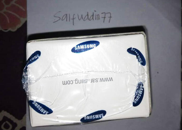 Samsung galaxy fame New - BNIB