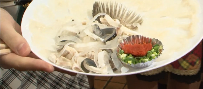Awas! 7 Hal yang ngga boleh diganggu pas lagi makan