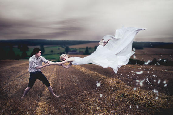 Rumus dan Tips Fotografi Levitasi