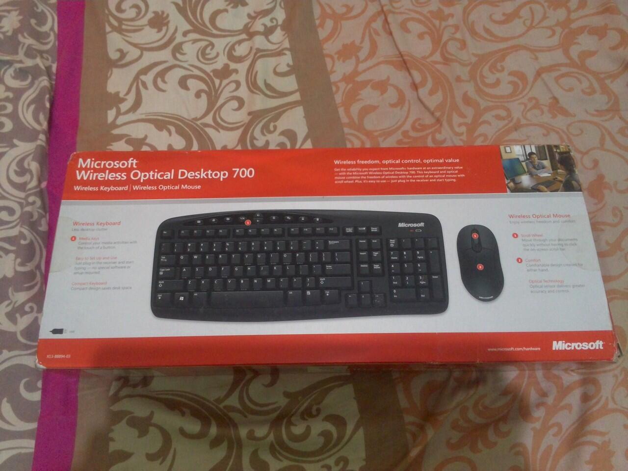 Jual BNIB Microsoft Optical Desktop 700