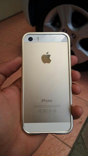 Iphone 5s 32gb White-Gold Bdg 3bulan pake..
