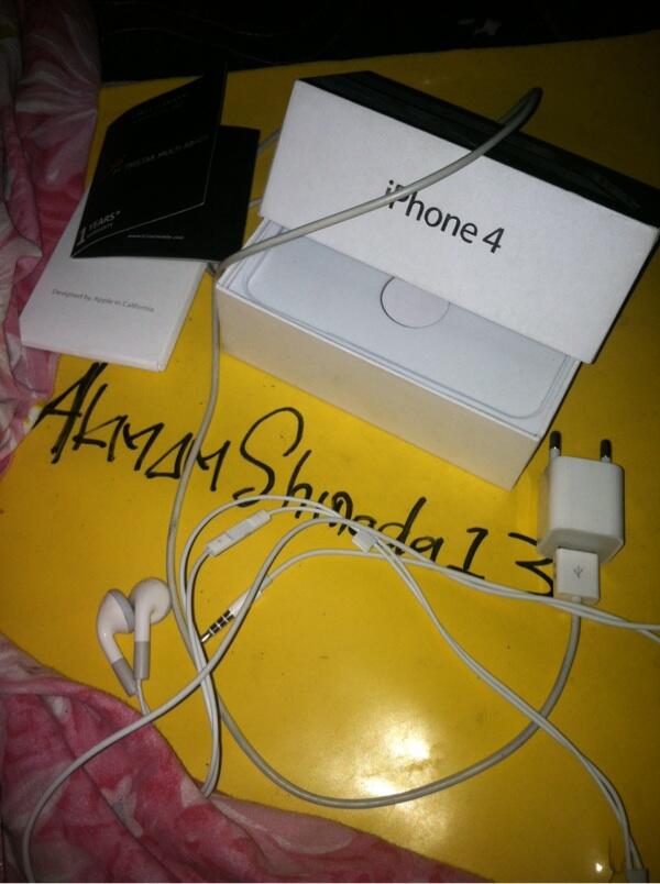 Terjual iPhone 4 CDMA depok bogor Fullset  KASKUS