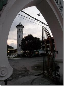 10 Masjid Paling Bersejarah Di Nusantara