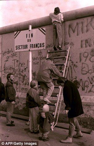 &#91;MASUK&#93; 10 Fakta Tentang Tembok Berlin yang Jarang Diketahui