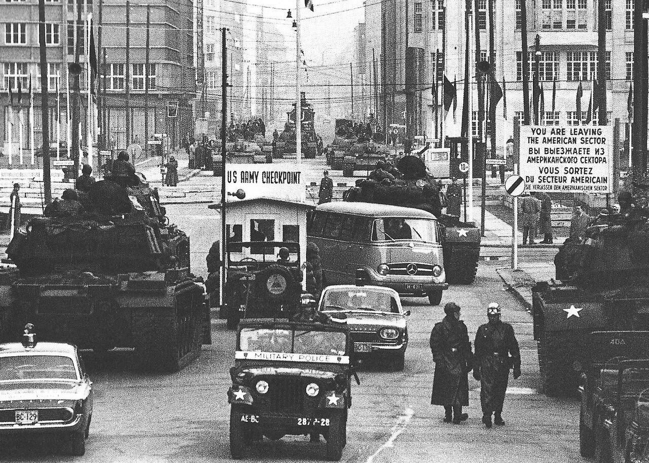 &#91;MASUK&#93; 10 Fakta Tentang Tembok Berlin yang Jarang Diketahui