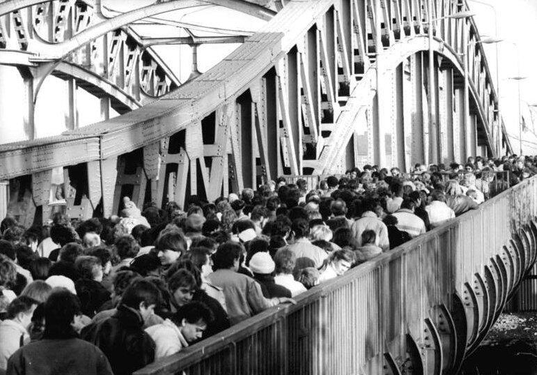 &#91;MASUK&#93; 10 Fakta Tentang Tembok Berlin yang Jarang Diketahui