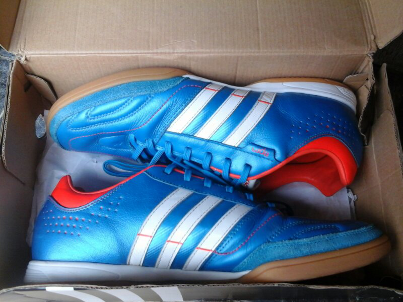 sepatu futsal adidas 11 nova ori (full kulit), size 44