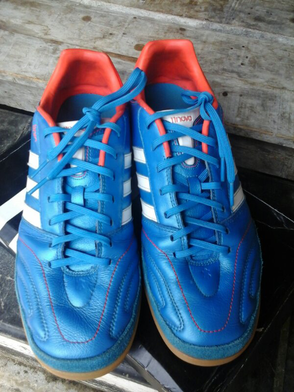sepatu futsal adidas 11 nova ori (full kulit), size 44