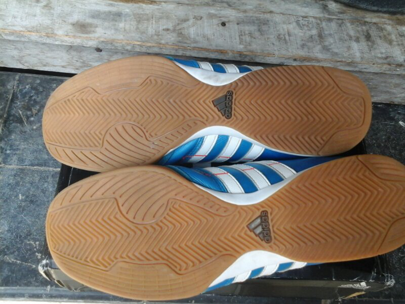 sepatu futsal adidas 11 nova ori (full kulit), size 44