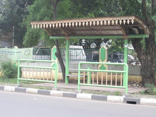 Kepengen Tau aja Bentuk Halte Busway pilihan Agan???