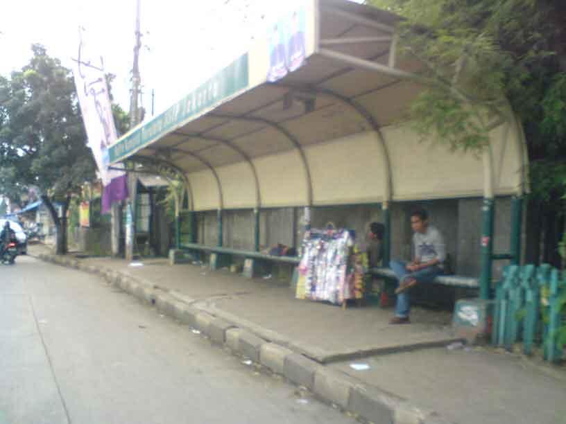 Kepengen Tau aja Bentuk Halte Busway pilihan Agan???