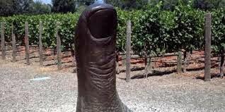&quot;5 Monumen Tubuh Manusia Paling Aneh Di Dunia&quot;