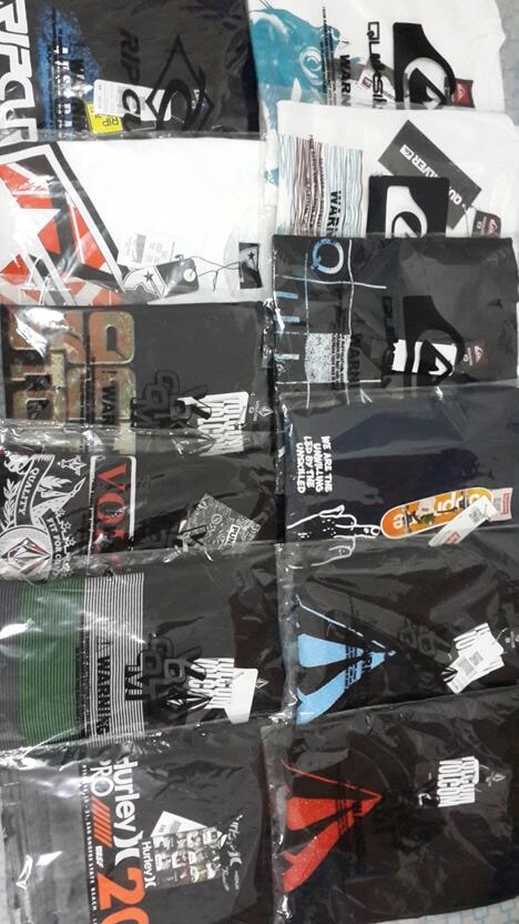 BAJU KAOS DISTRO MURAH (VOLCOM, RIPCURL, QUICKSILVER, DLL)STOCK TERBATAS, GRAB FAST!!