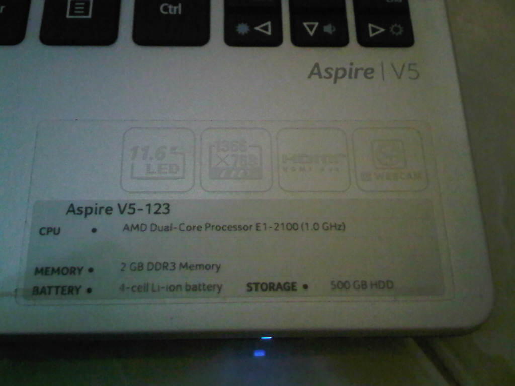 NETBOOK LIKE NEW SLIM RINGAN GAMING ACER V5-123 AMD E1-2100 HDD 500GB PALEMBANG