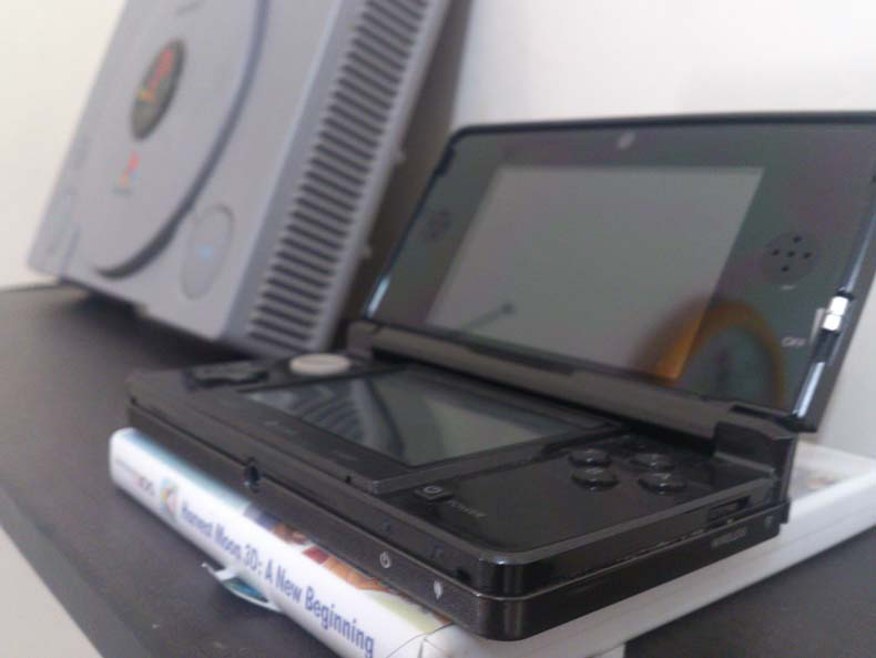 Jual Nintendo 3ds cosmo black (perfect condition) Malang