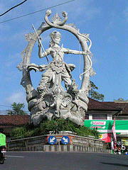 Menikmati Ubud dengan bersepeda! Serius Gan, wajib dicoba...