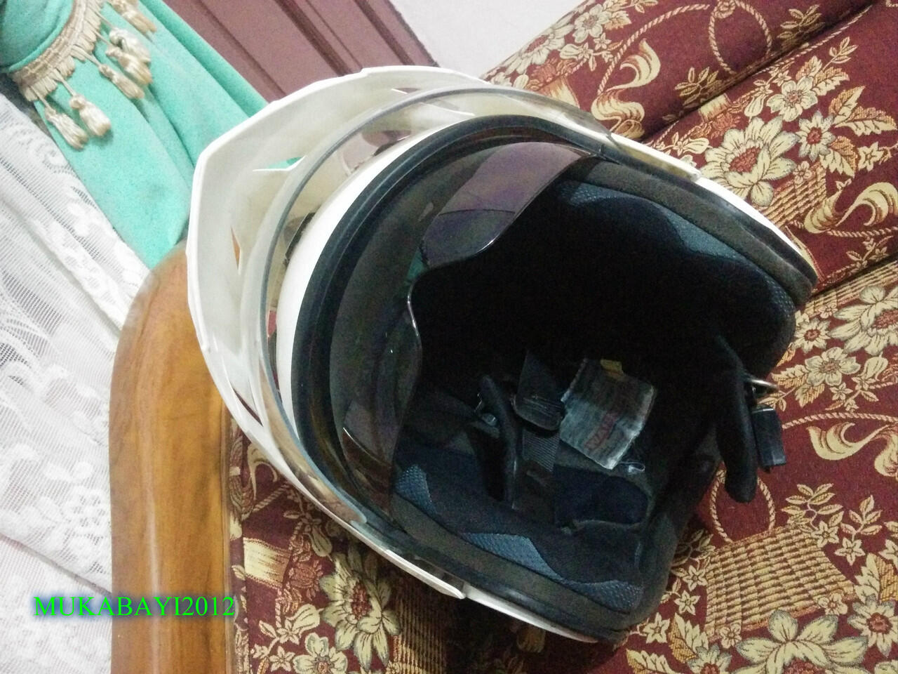 JUAL HELM KYT SEKEN2