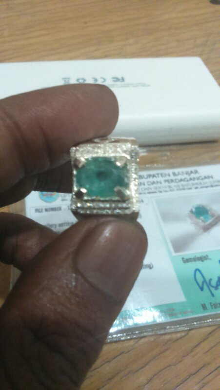 2 cincin palladium + zamrud tabur berlian 90 pc + blue sapphire tabur berlian 104 pc