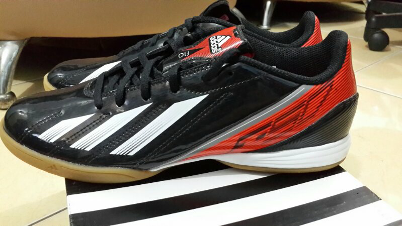 terjual sepatu futsal adidas f10 original bnib kaskus terjual sepatu futsal adidas f10 original bnib kaskus