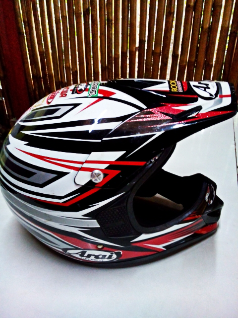 Dijual helm Moto Cross AGV Murah Bogor