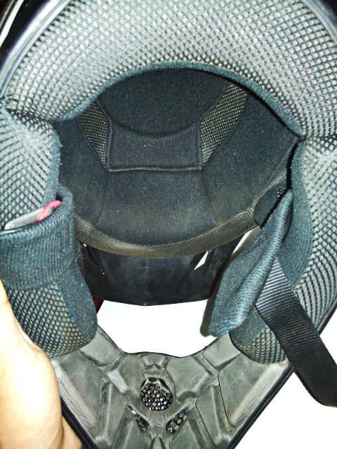 Dijual helm Moto Cross AGV Murah Bogor
