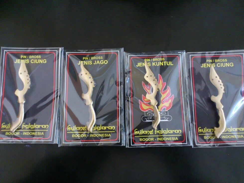 kalung, gantungan kunci, Pin Kujang Padjajaran cod bogor