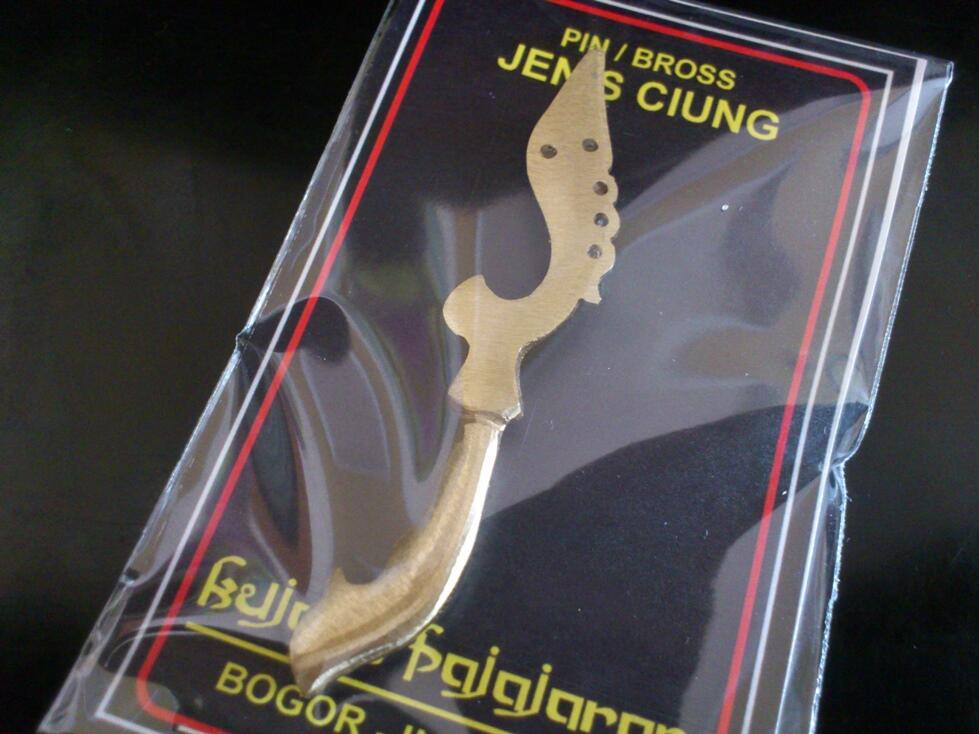 kalung, gantungan kunci, Pin Kujang Padjajaran cod bogor