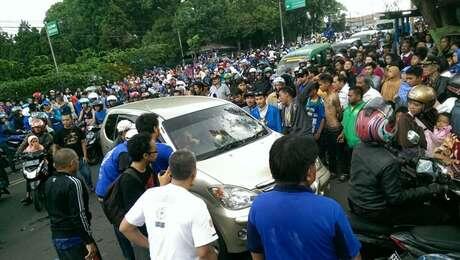 Membongkar Pesta Rakyat Persib Yang Brutal dan Jauh Dari Kata Ramah dan Santun 