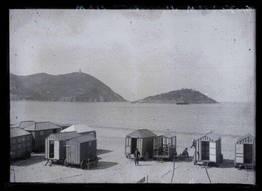 Pantai Tahun 1990 gan .. Monggo liat gan